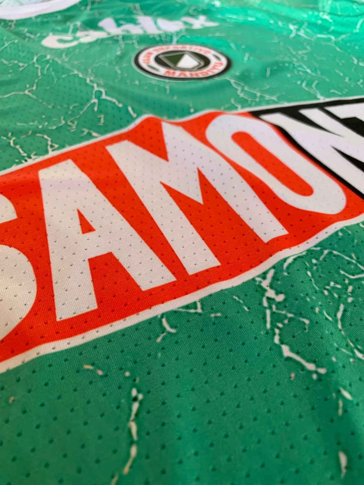 Camiseta Mandiyu de Corrientes 1994 detalle frente Kingz