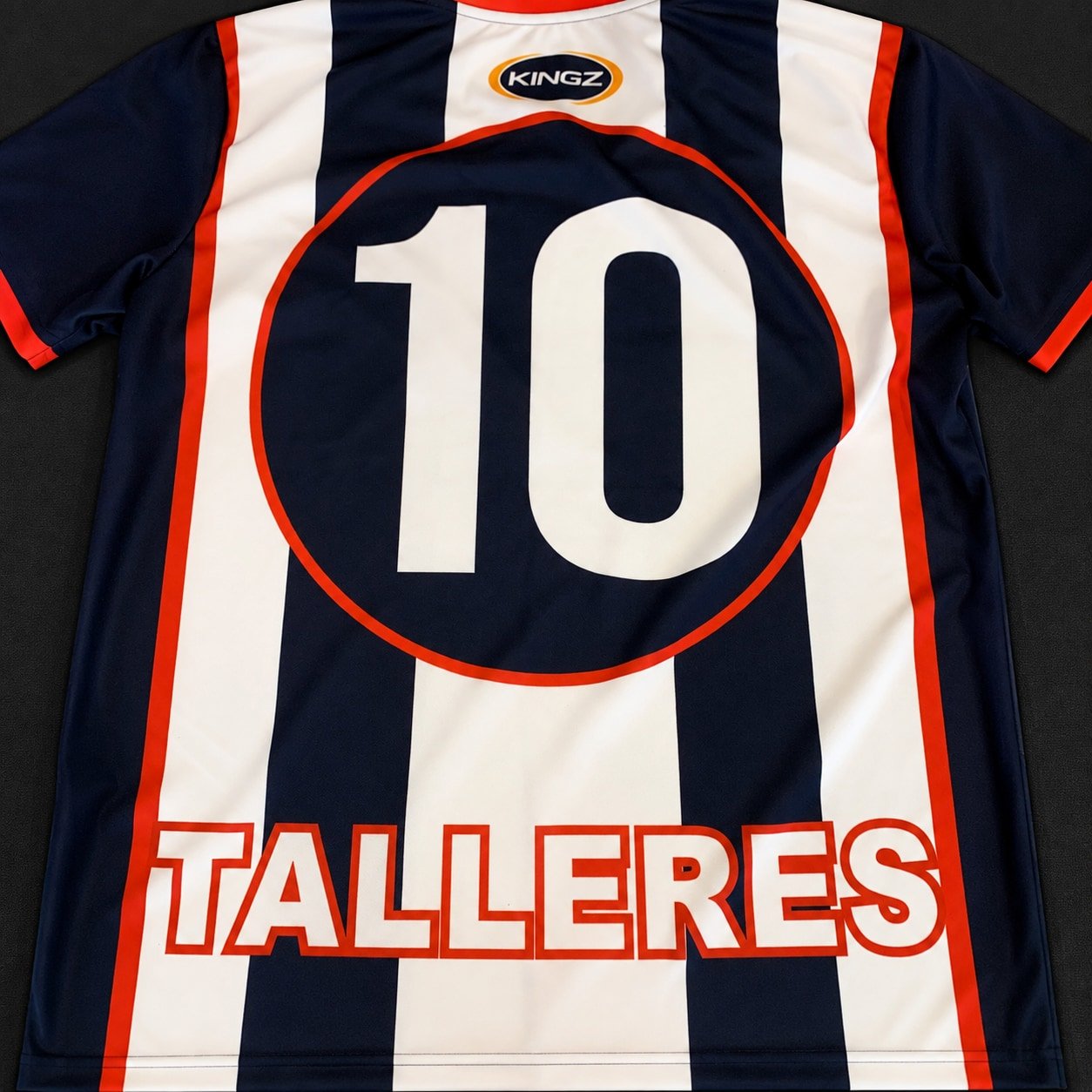 Camiseta Retro Talleres de Córdoba 1999-2000 foto real mejorada