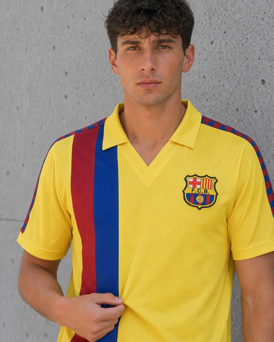 Camiseta Alternativa Barcelona 1982-83 detalle