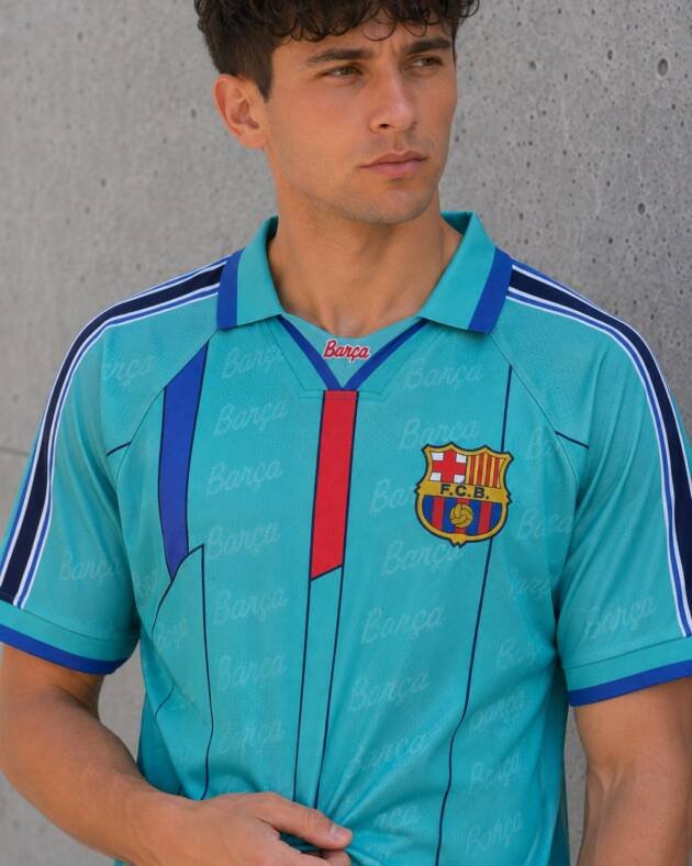 Camiseta Alternativa Barcelona 1996-97 detalle