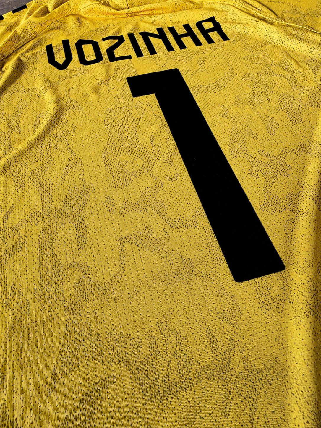 Camiseta arquero Cabo Verde foto real dorso Vozinha 1