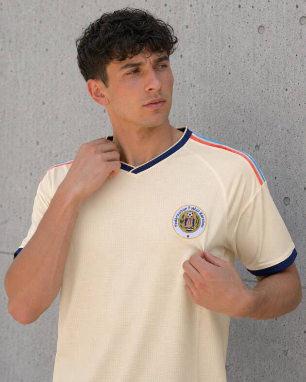 Camiseta alternativa Curazao 2026 detalle