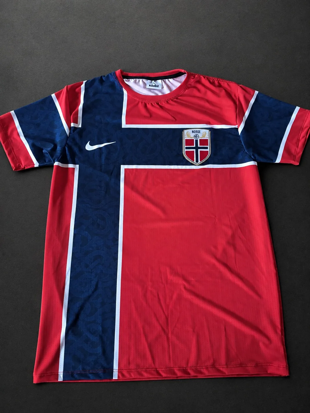 Camiseta Titular Noruega 2026 foto real frente
