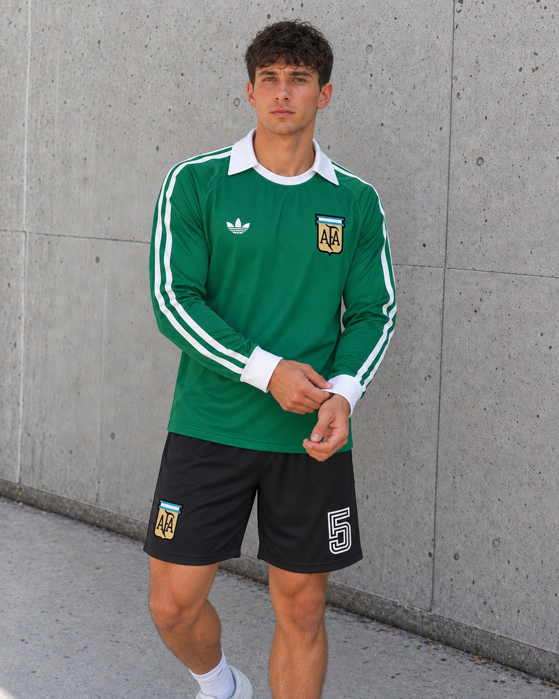 Fillol Argentina 1978 — cuello redondo con solapa y short negro