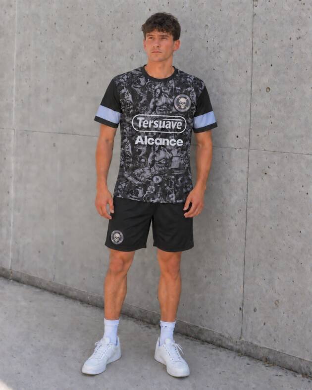 Belgrano 2022 sponsors gris claro como mangas