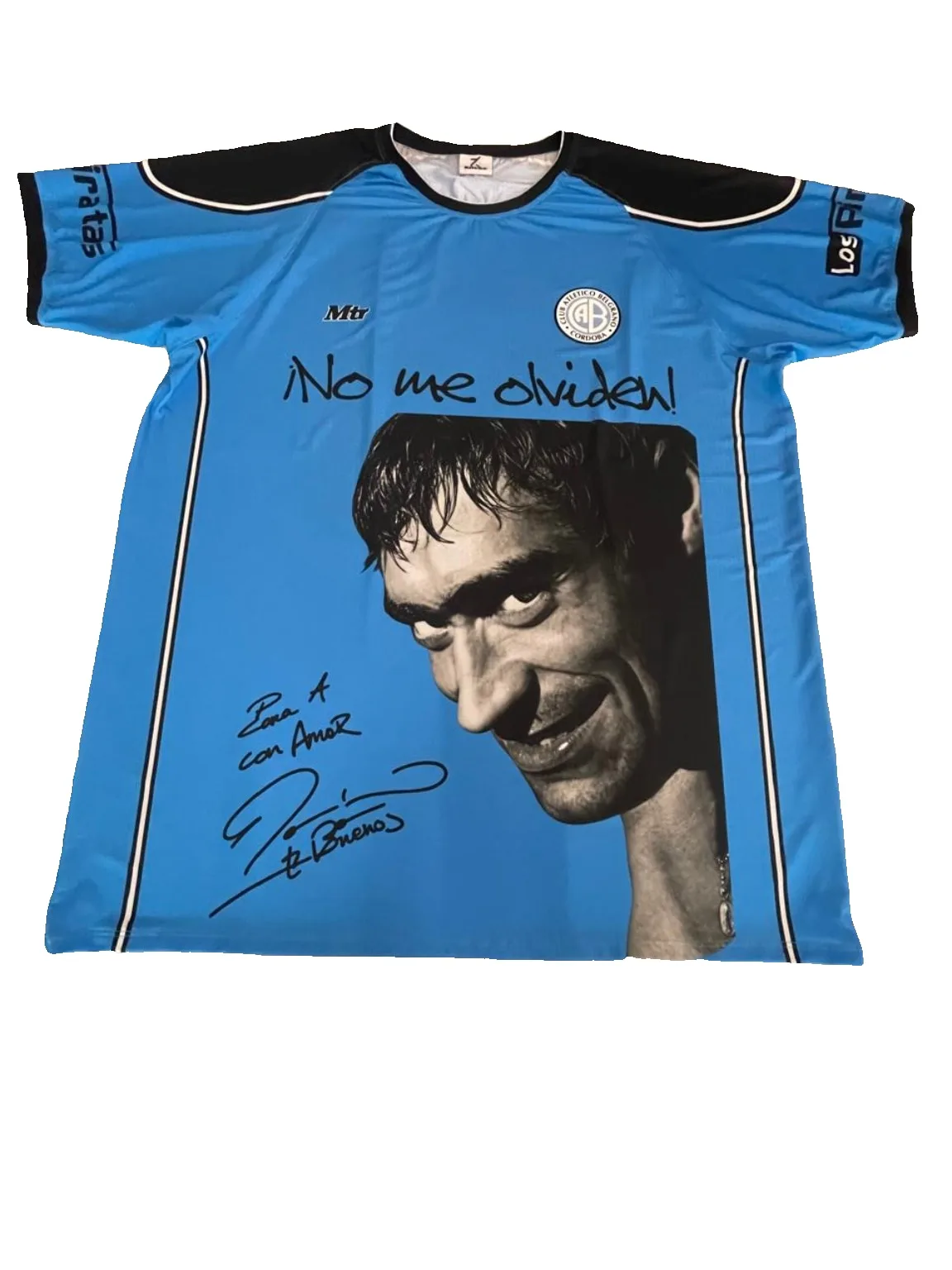 Belgrano homenaje Rodrigo foto real con fondo recortado